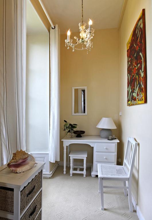 Le Presbytere Bed & Breakfast Saint-Bomer-les-Forges Exterior foto